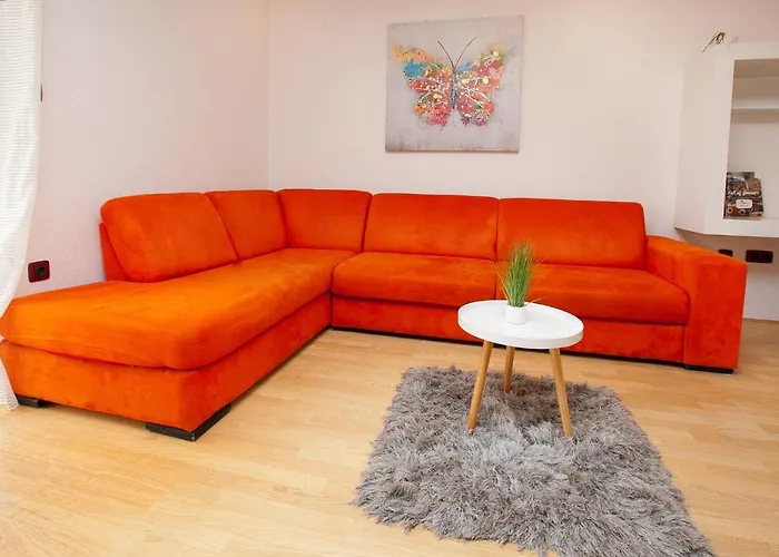 Sunny & Relaxing Apartment