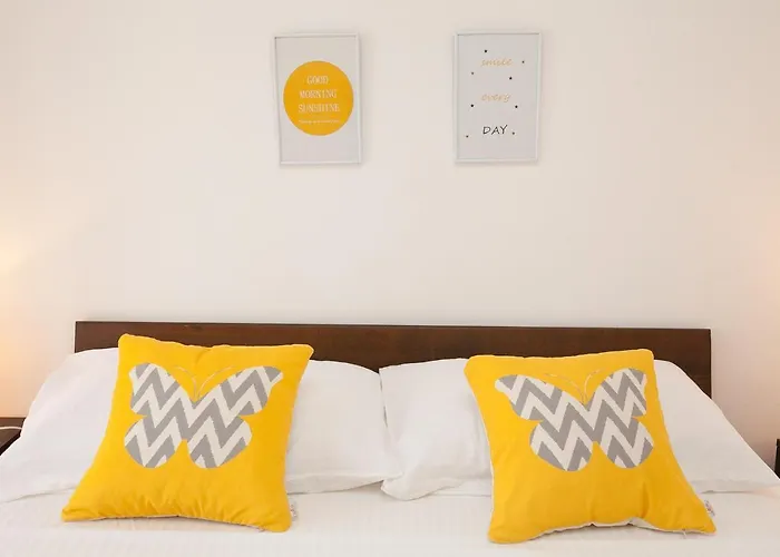 Sunny & Relaxing Apartment