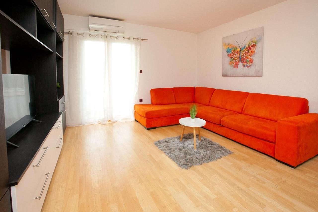 Sunny & Relaxing Apartment *